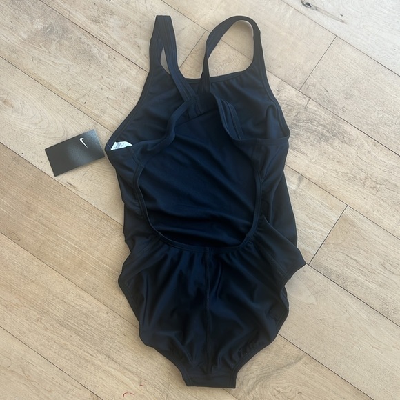 Nike Swoosh Racerback Swim - Picture 3 of 4